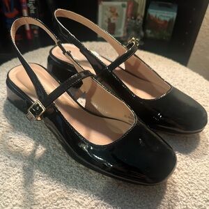 TAHARI sling back
